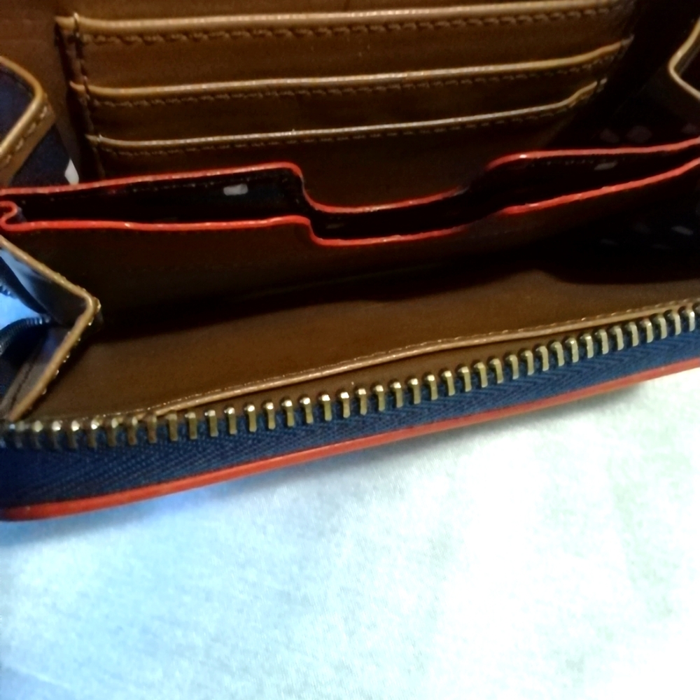 Stella and Dot clutch, navy blue and white stripe, zip around. - Picture 4 of 5